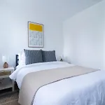 Modern 2 Bedroom Apartment Steps From Central Park!
